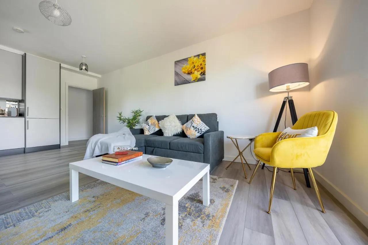 Ash View Place 4 -Heathrow - Thorpe Park - Free Parking Staines-upon-Thames Velká Británie